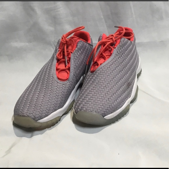 Air Jordan Future Low - Wolf Grey - Picture 1 of 8